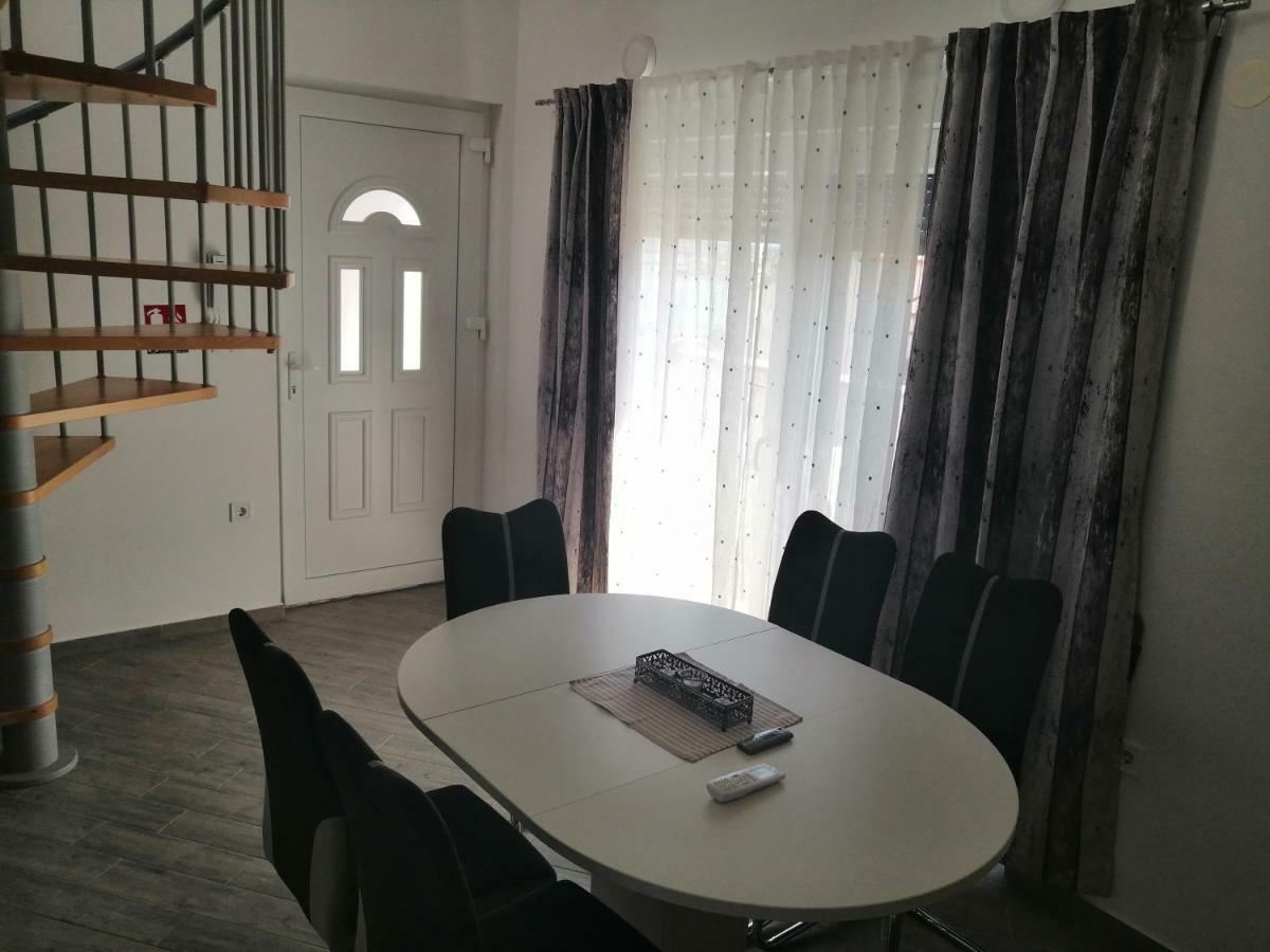 Venerea Apartment *